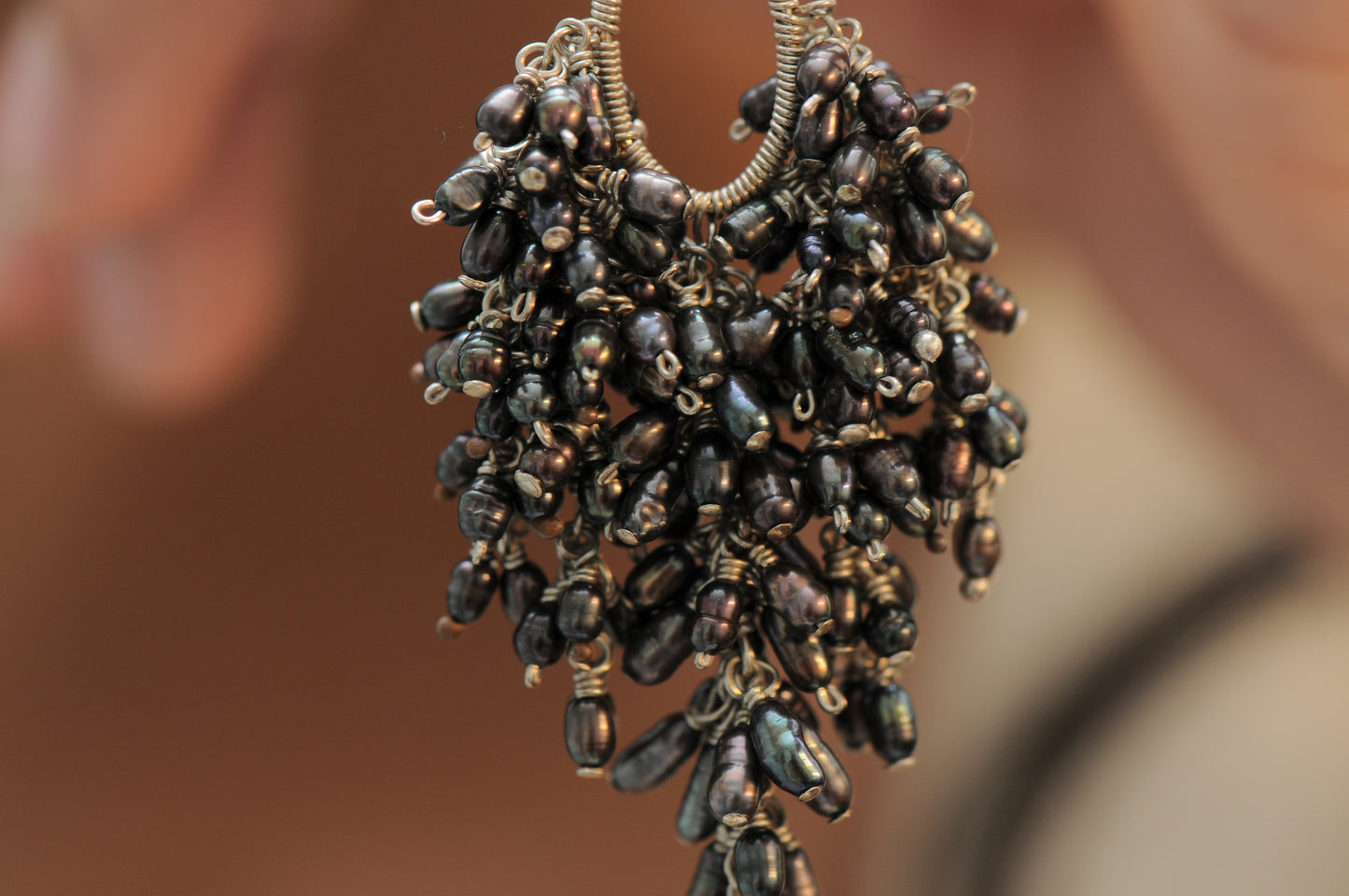 Black fresh water pearl Earrings