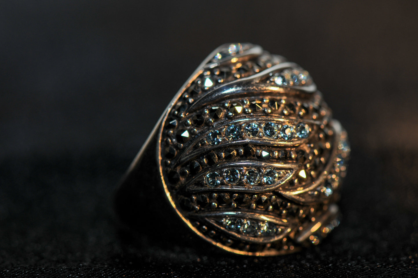 Sea of Blue Ring