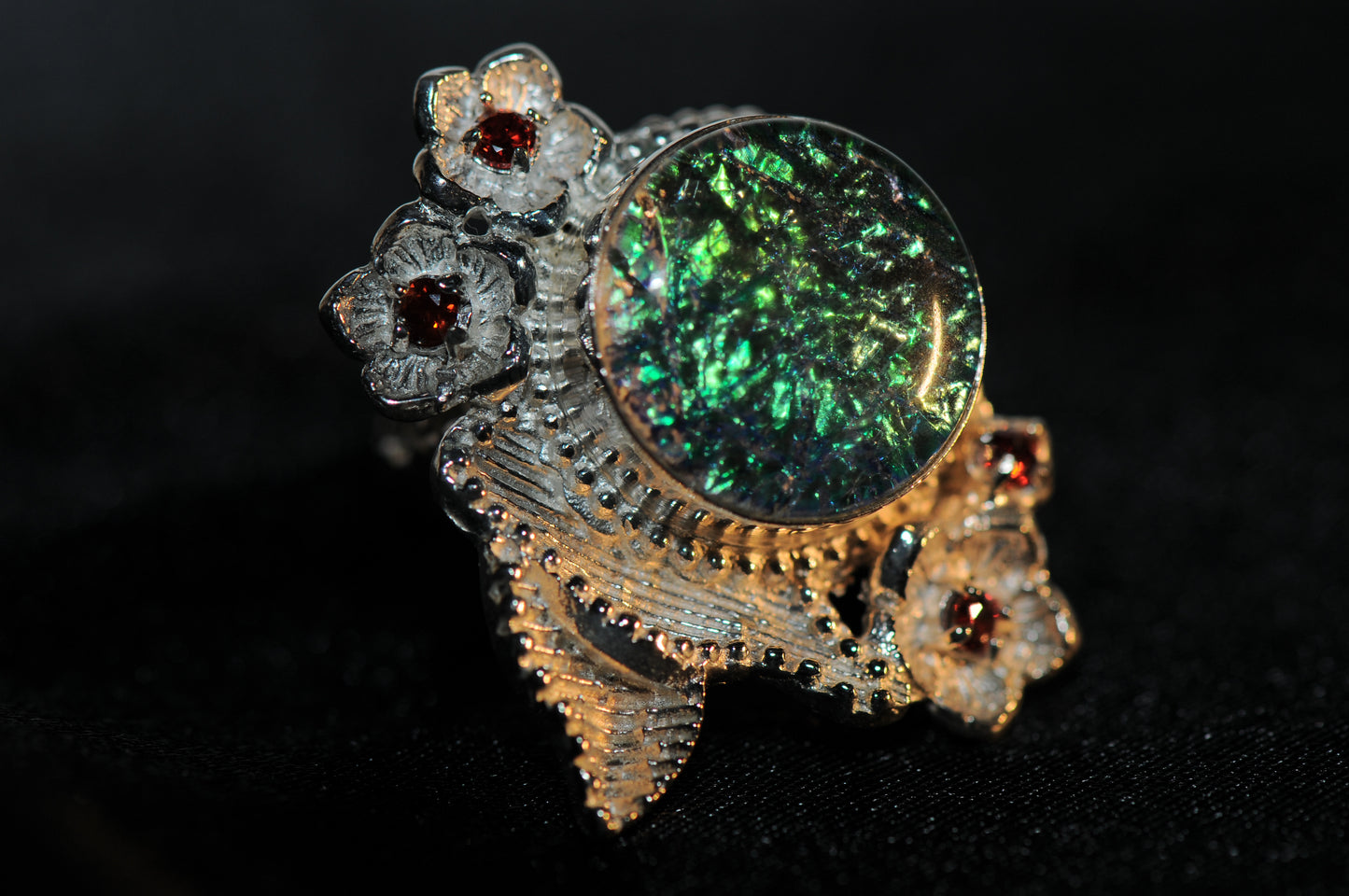 Grand Flower Ring