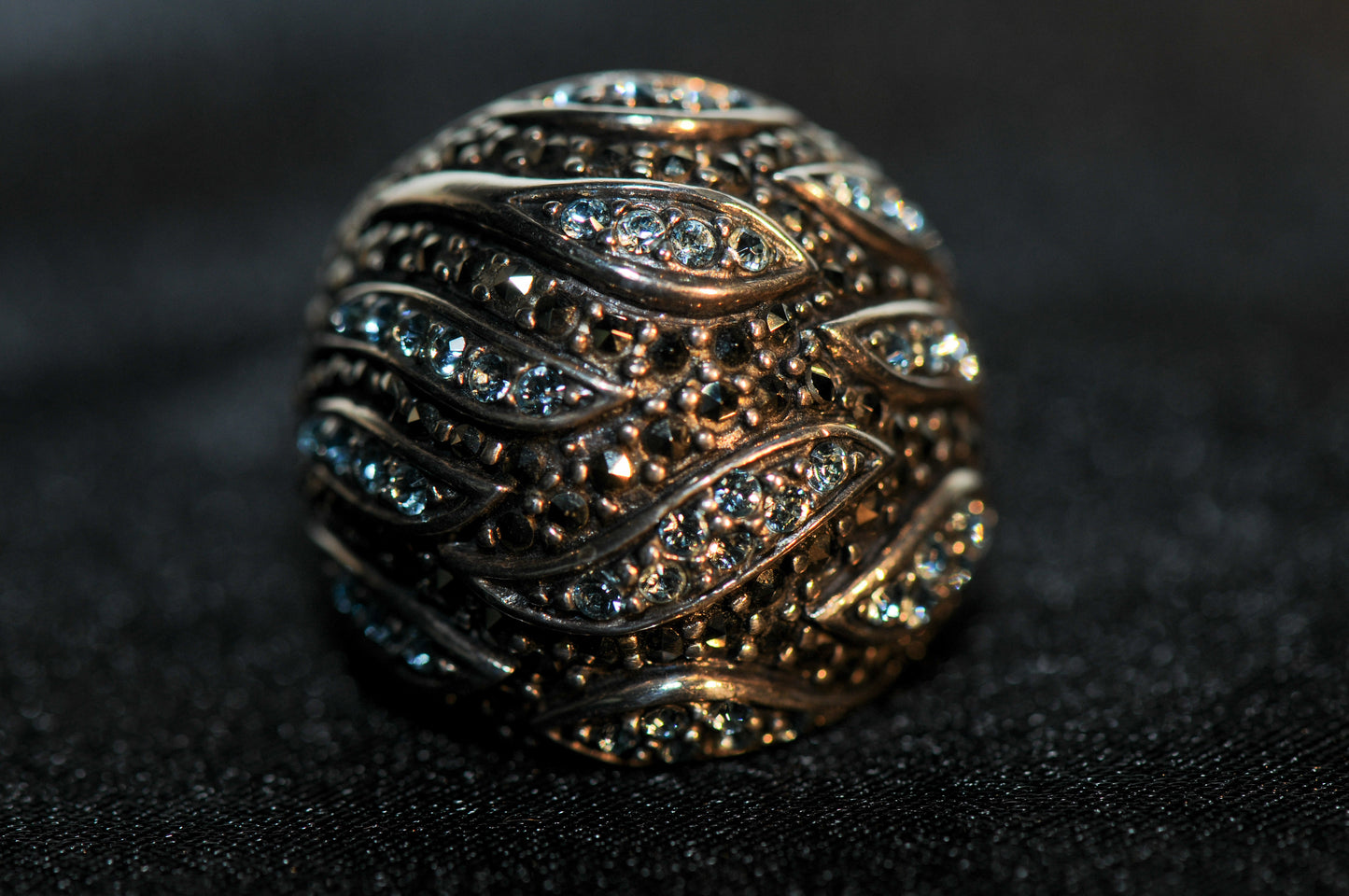 Sea of Blue Ring