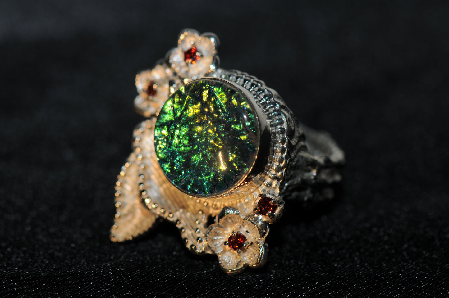 Grand Flower Ring